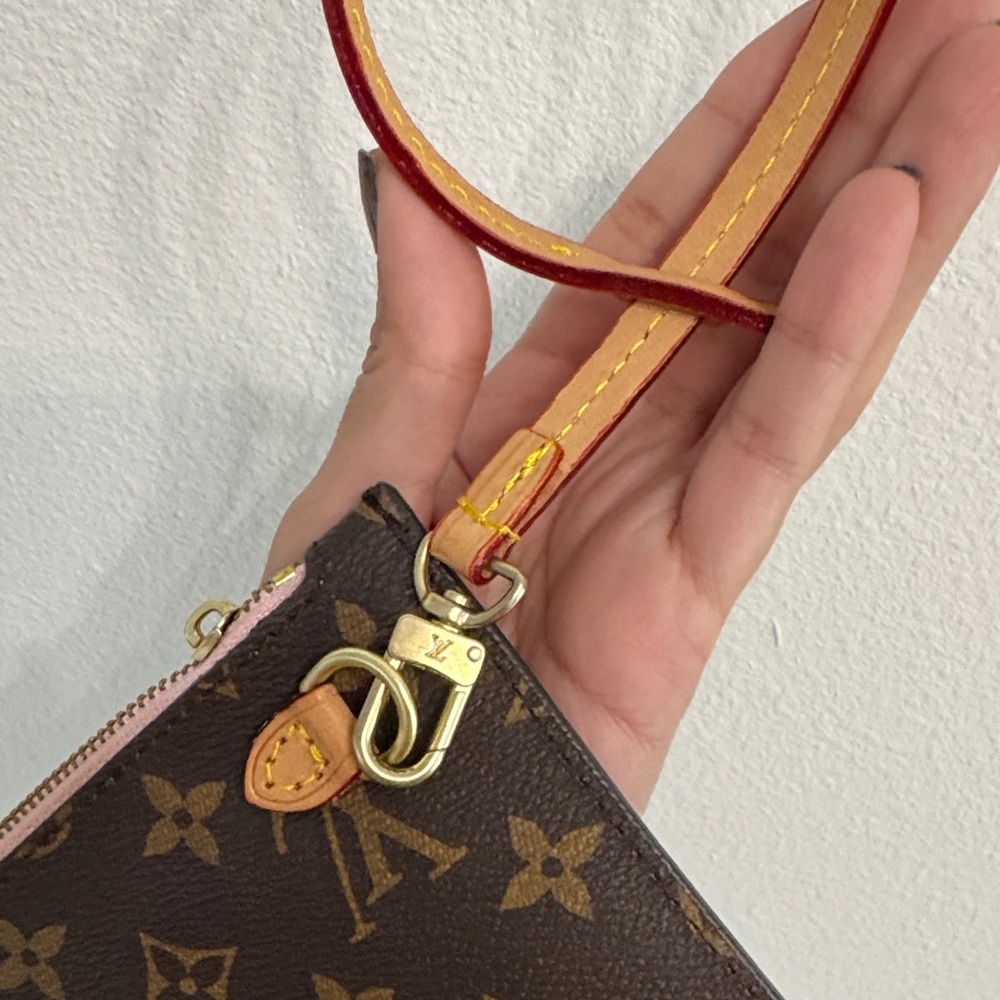 Monogram Wristlet with pink interior - Picture 3 of 12